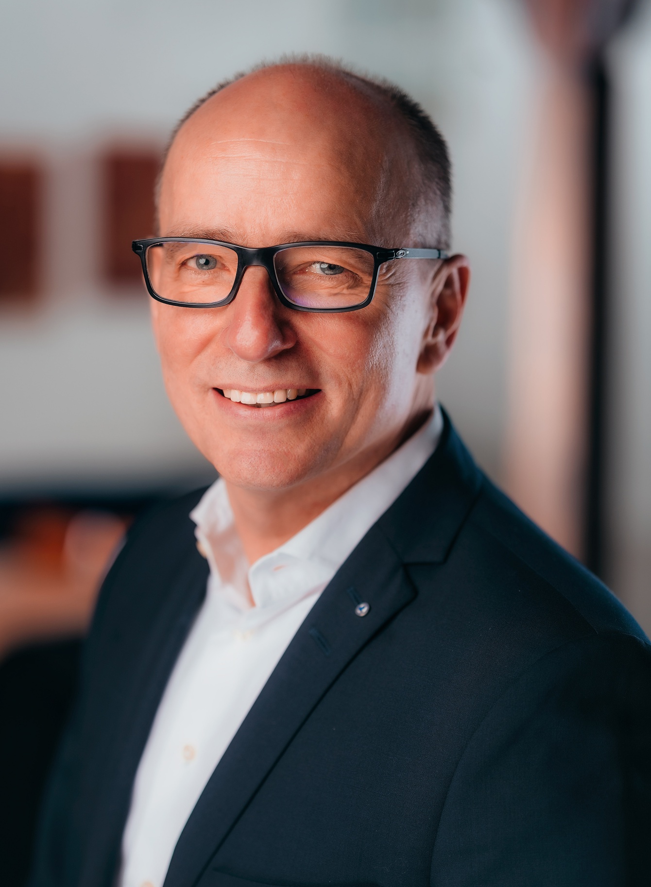 Volker Sauerborn, Chief Operating Officer Contract Logistics