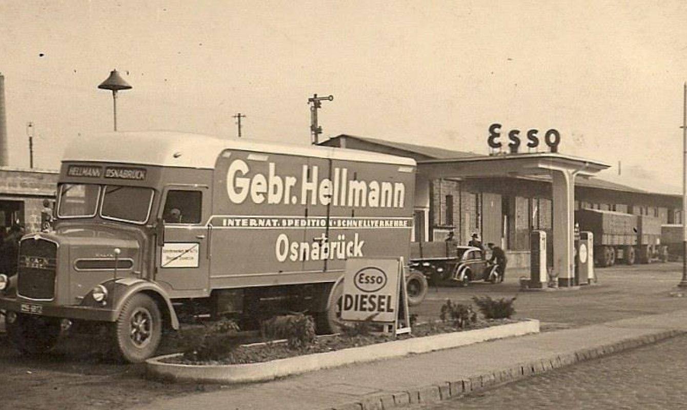 150 Moments History Gas Station Osnabrück